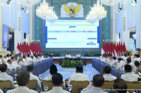 Laporan Penanganan Bencana Mentan, Satu-satunya yang Disambut Tepuk Tangan Presiden dan Kabinet